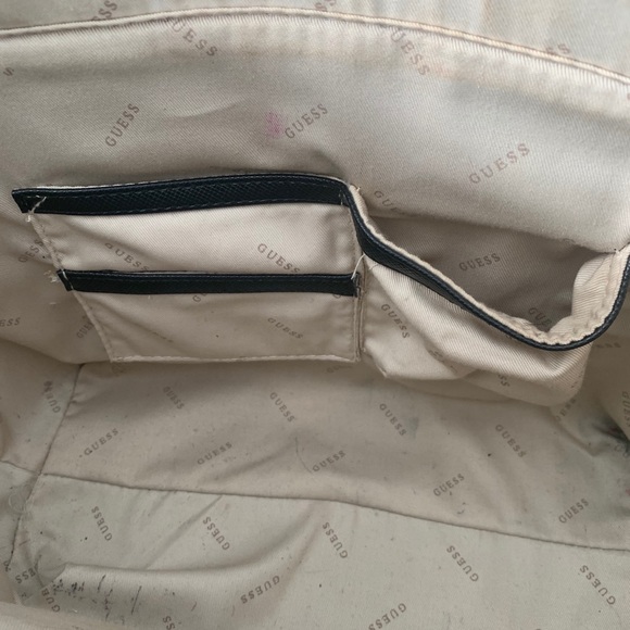 GUESS Kamryn Tote - Picture 5 of 7